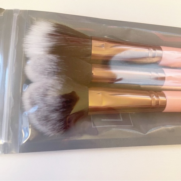 LUXIE 660 Precision Foundation 516 Powder 522 Highlighter Set 3 Brushes Rose New - Picture 4 of 6